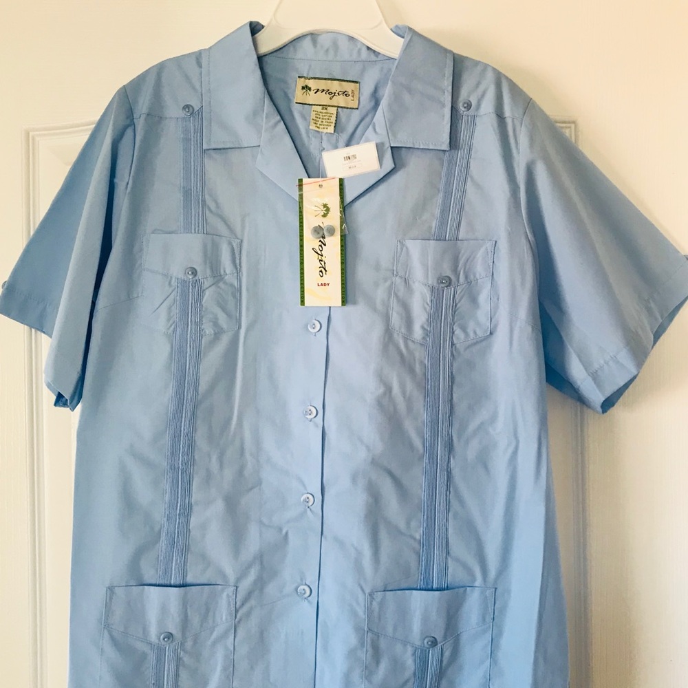 Guayabera for lady’s Size 2X Light blue